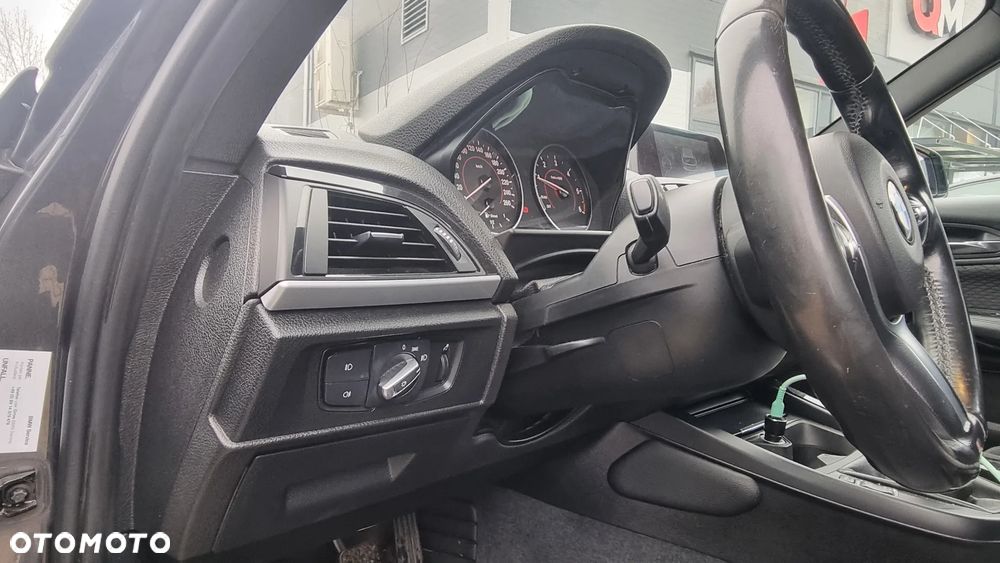 BMW Seria 1 116d Sport Line - 17