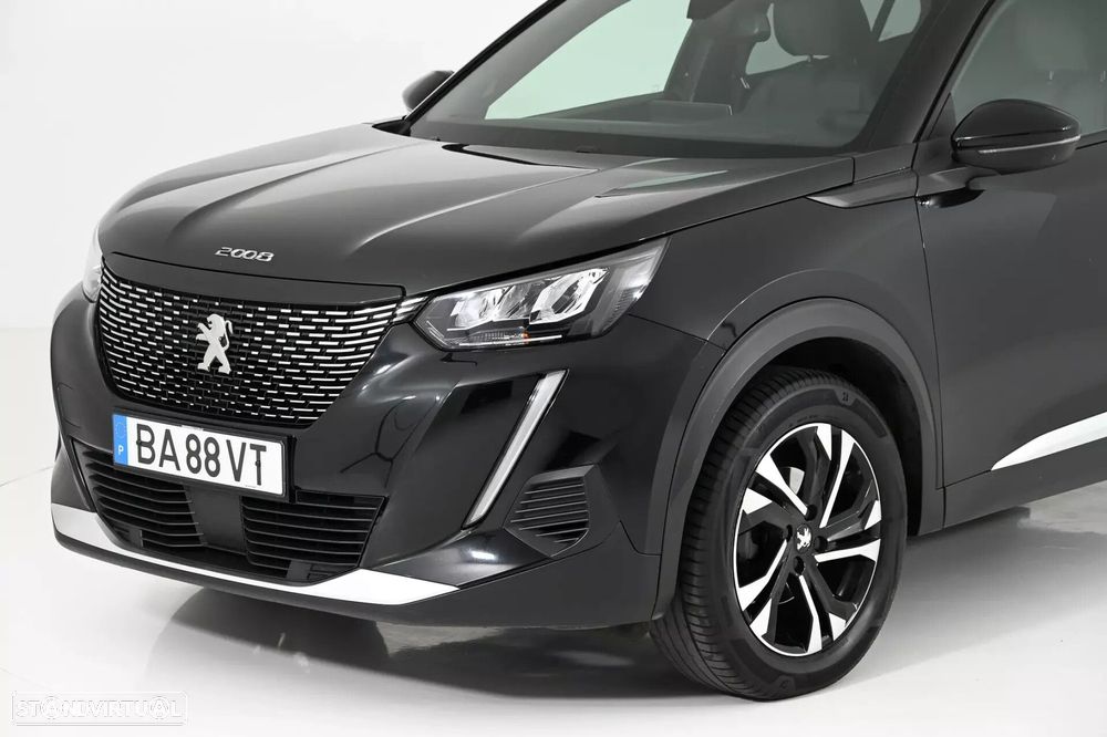 Peugeot 2008 - 11