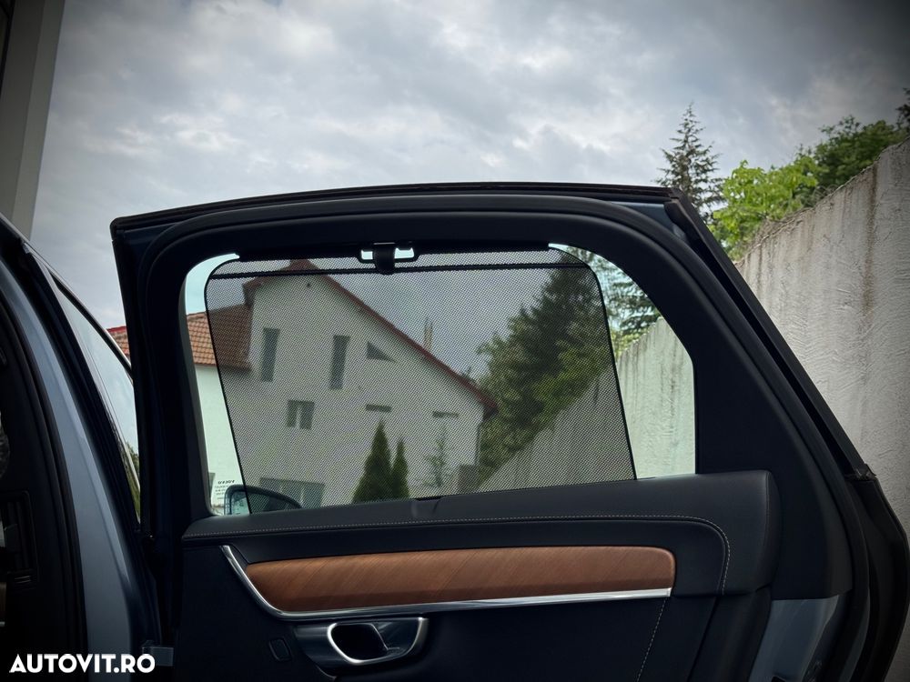 Volvo S90 T8 Twin Engine AWD Geartronic Inscription - 22