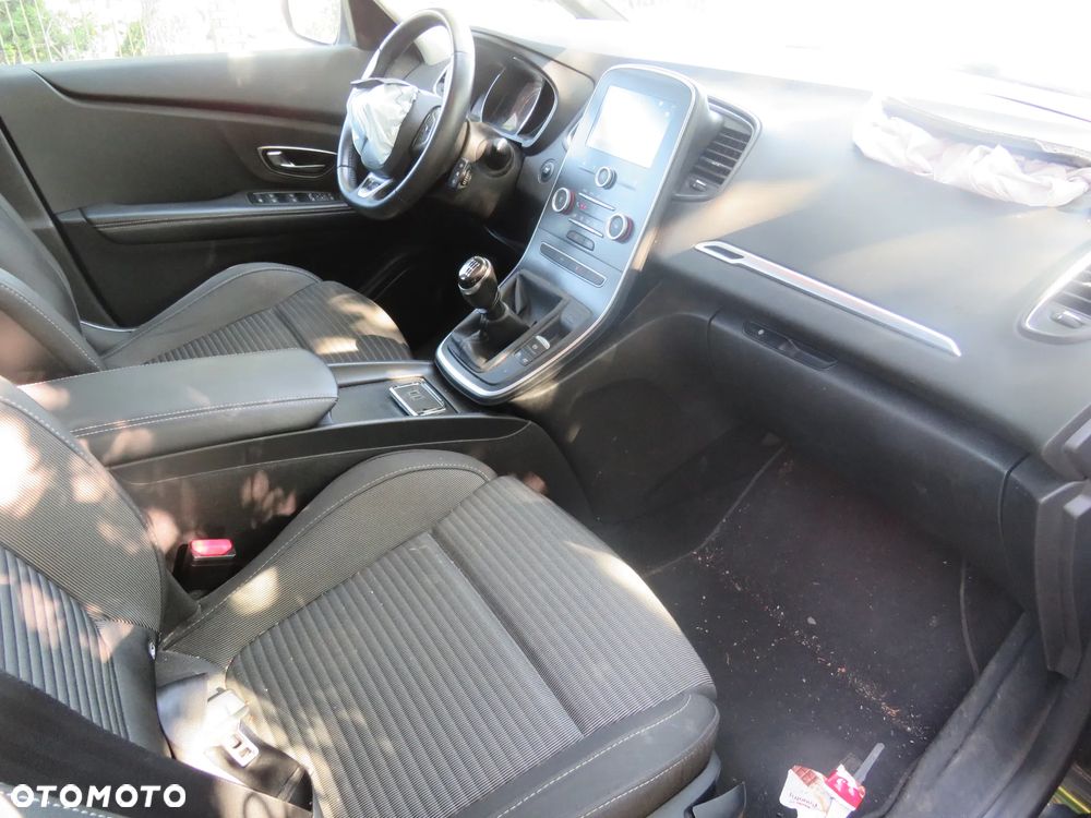 Renault Grand Scenic ENERGY TCe 130 S&S LIMITED - 20