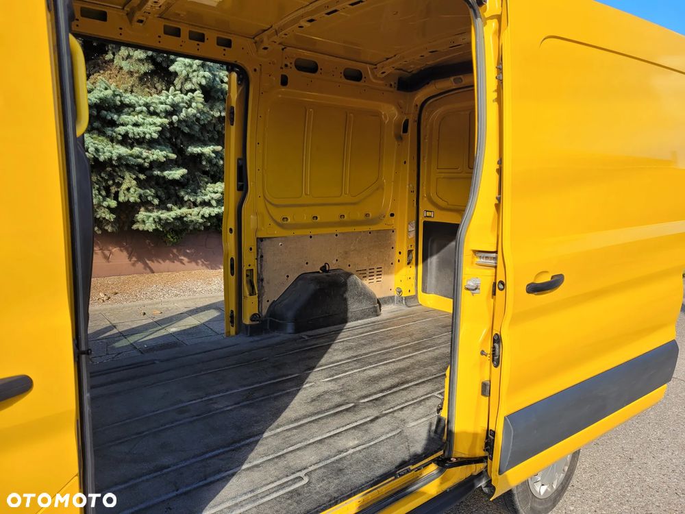 Ford Transit - 9