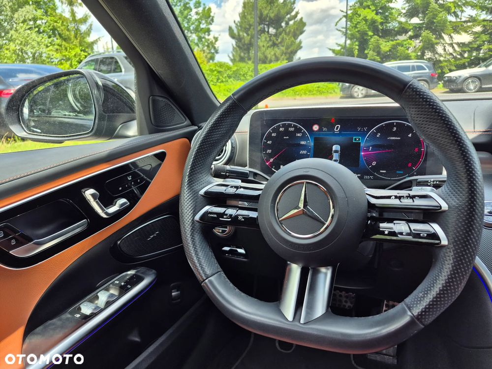 Mercedes-Benz Klasa C 220 d mHEV 4-Matic AMG - 29