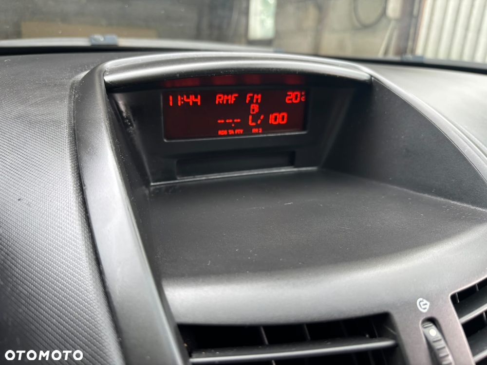 Peugeot 207 1.4 Presence - 22