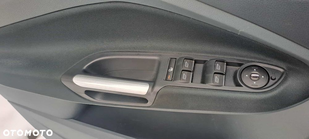 Ford C-MAX 1.6 Ti-VCT Titanium - 13