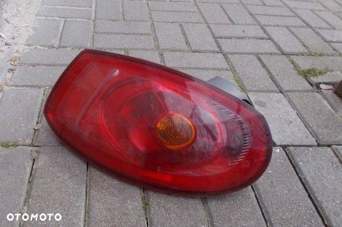 FIAT BRAVO 2 II 07- LEWA TYLNA LAMPA PRYGINAŁ - 1