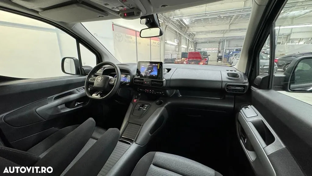 Toyota Proace City Verso 136 CP 50 kWh L2 6+1 Family - 9