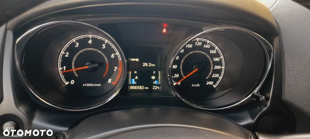 Mitsubishi ASX - 15
