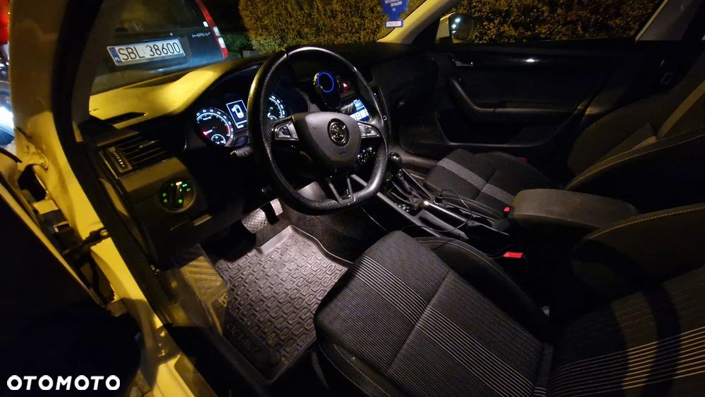 Skoda Octavia 2.0 TDI Ambition DSG - 11