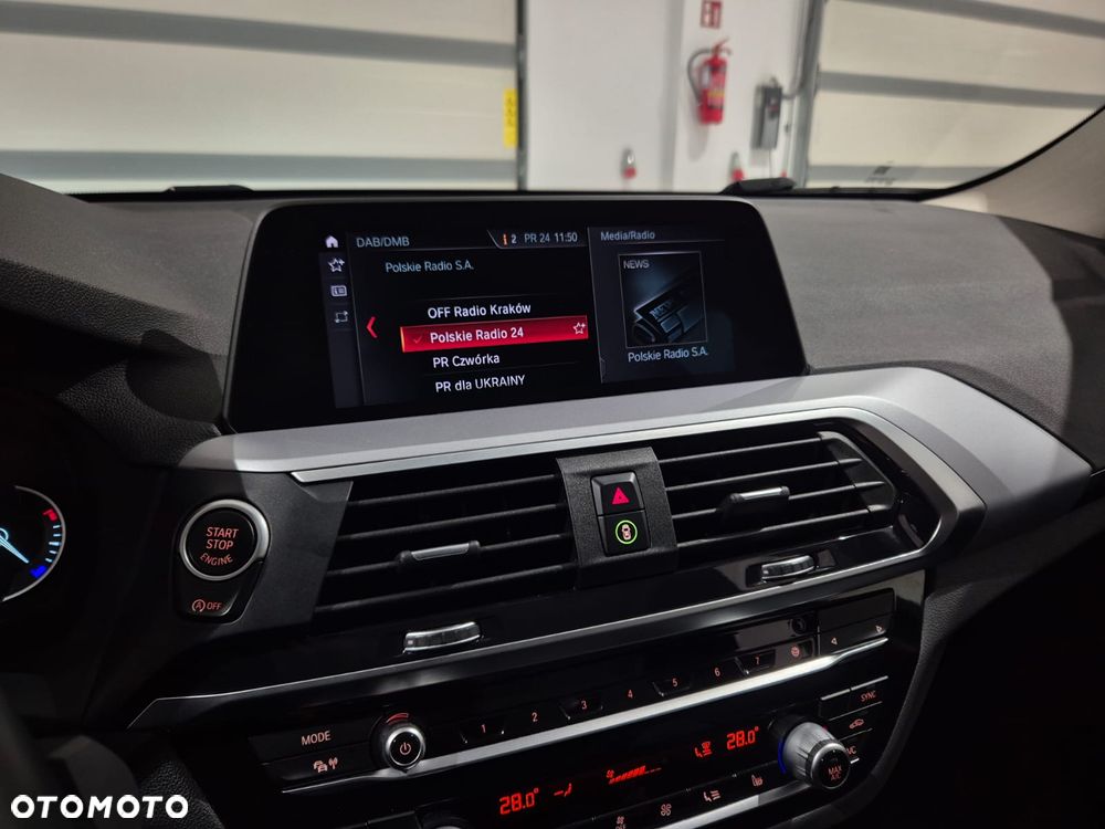 BMW X3 xDrive20i - 11