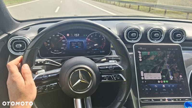 Mercedes-Benz C-Class 2022 photo 4