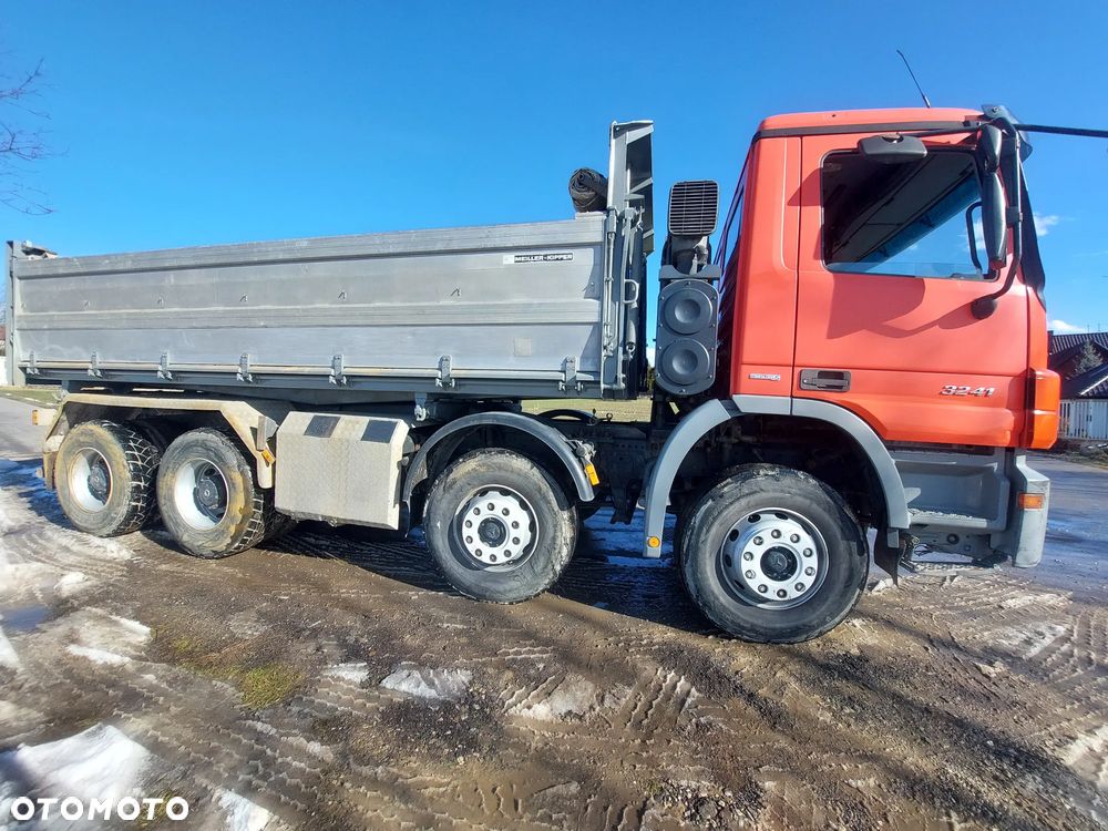 Mercedes-Benz 3241 - 10