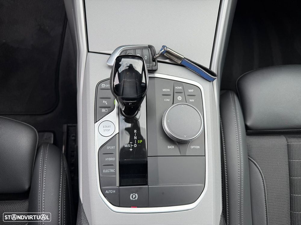 BMW 320 e Line Sport Auto - 25