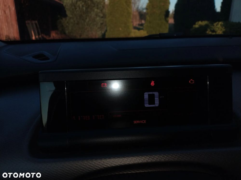 Citroën C4 BlueHDi 100 Stop&Start 86g Selection - 13