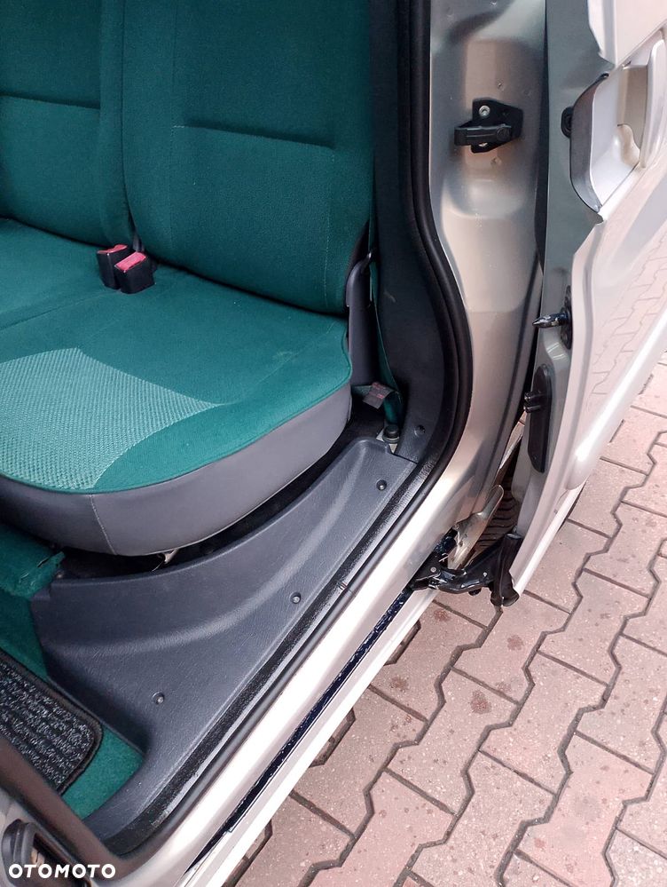 Citroën Berlingo 1.6i Pakiet Plus - 12