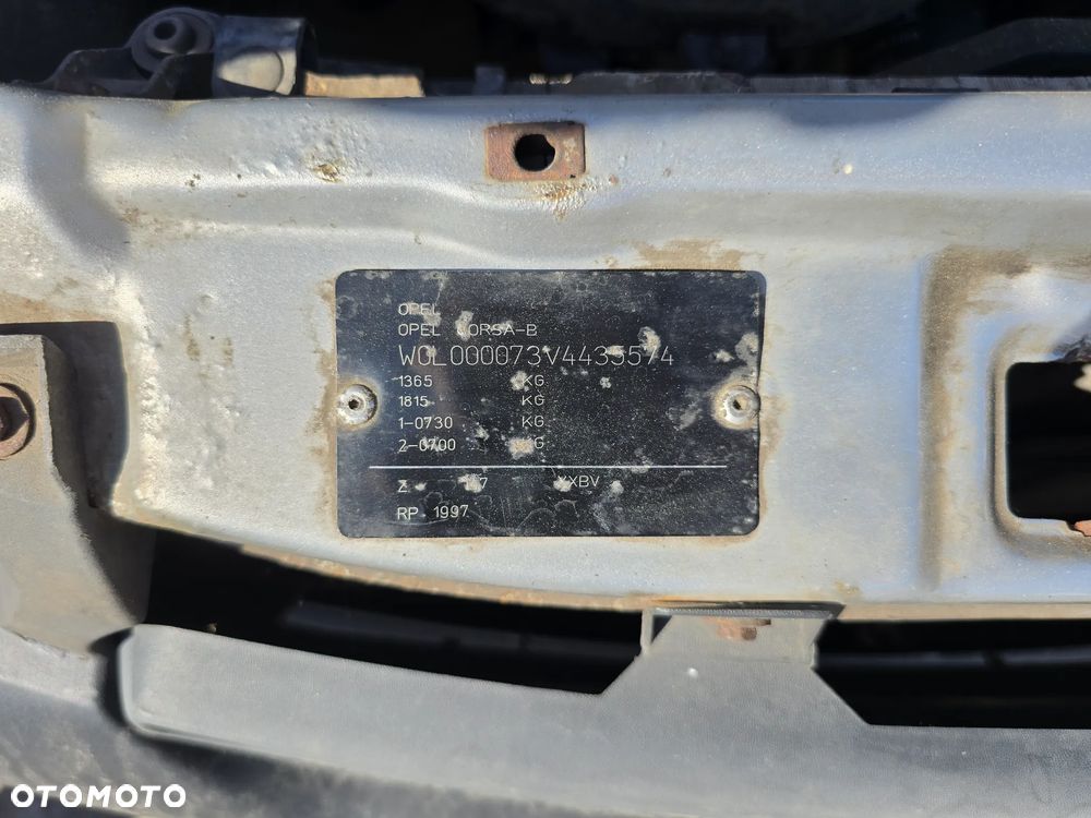 Opel Corsa - 18