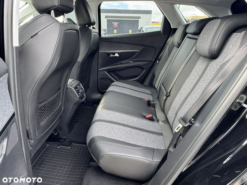 Peugeot 3008 PureTech 130 Stop & Start GPF Allure - 31