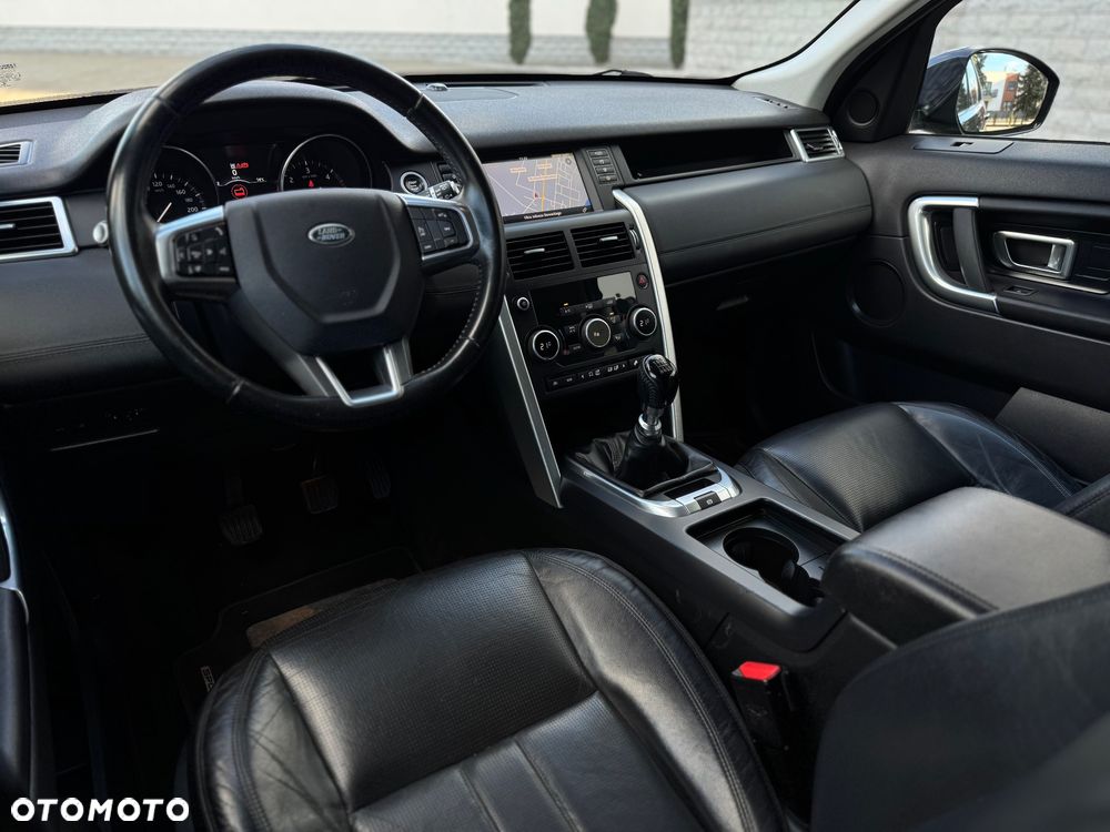 Land Rover Discovery Sport TD4 HSE Luxury - 26