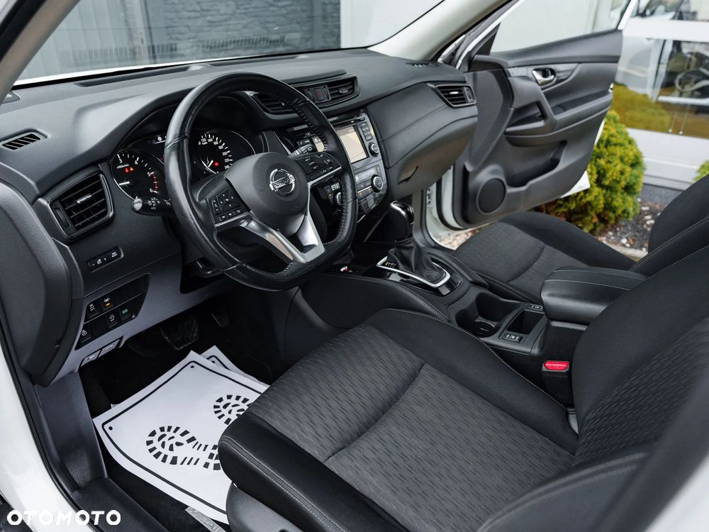 Nissan X-Trail 1.6 DCi N-Connecta 2WD Xtronic 7os - 17