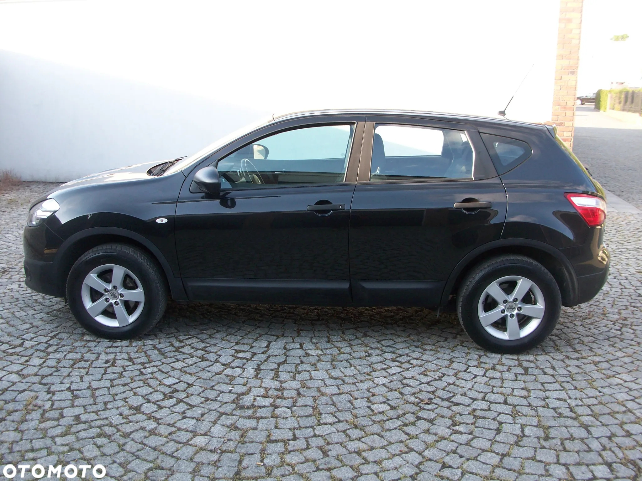 Nissan Qashqai 1.6 visia - 9