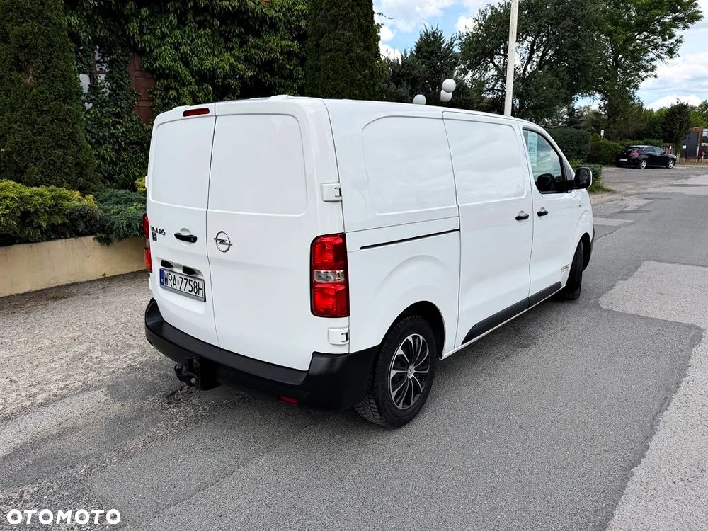 Opel Vivaro - 10