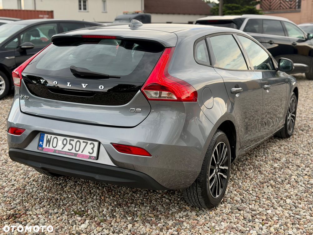Volvo V40 - 20