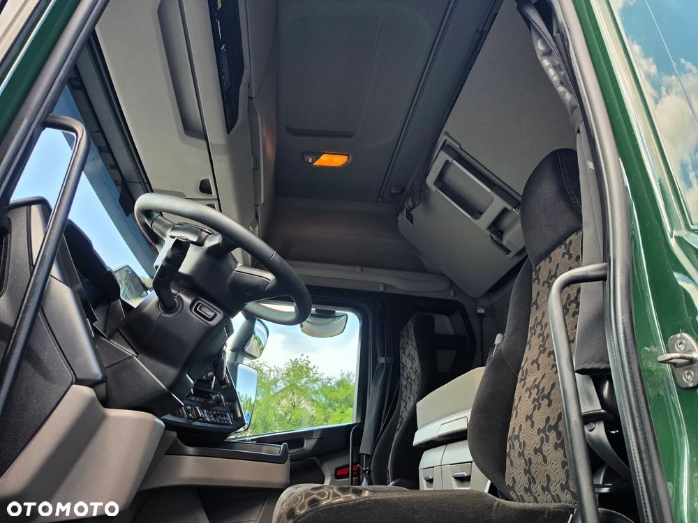 Scania R450/ Chłodnia / 6x2 / Pierwszy właściciel / Import Niemcy / Zadbana / Gotowa do pracy bez wkładu / Euro 6/ Kontener Kwiatowy / - 24