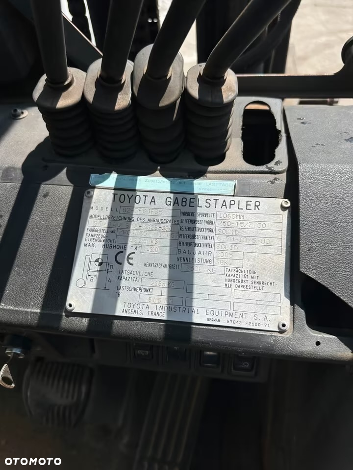 Toyota 7FGJF35 - 4