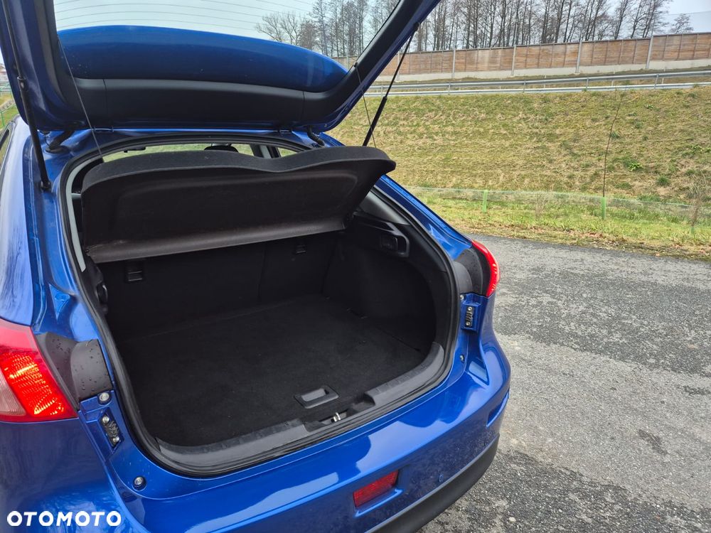 Mitsubishi Lancer 1.6 Invite - 19