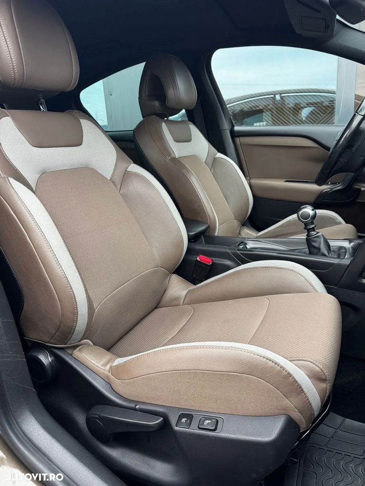 Citroën DS4 ver-hdi-110-chic - 30