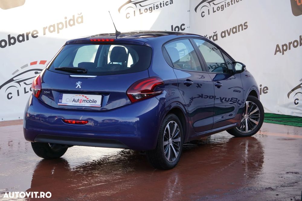 Peugeot 208 PureTech 82 Allure - 3