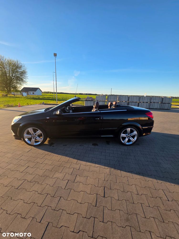 Opel Astra 1.8 Cosmo - 8