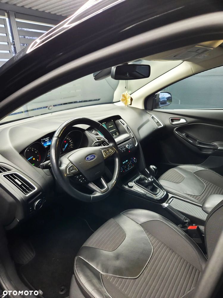 Ford Focus - 5