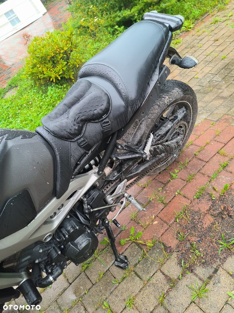 Yamaha MT - 5