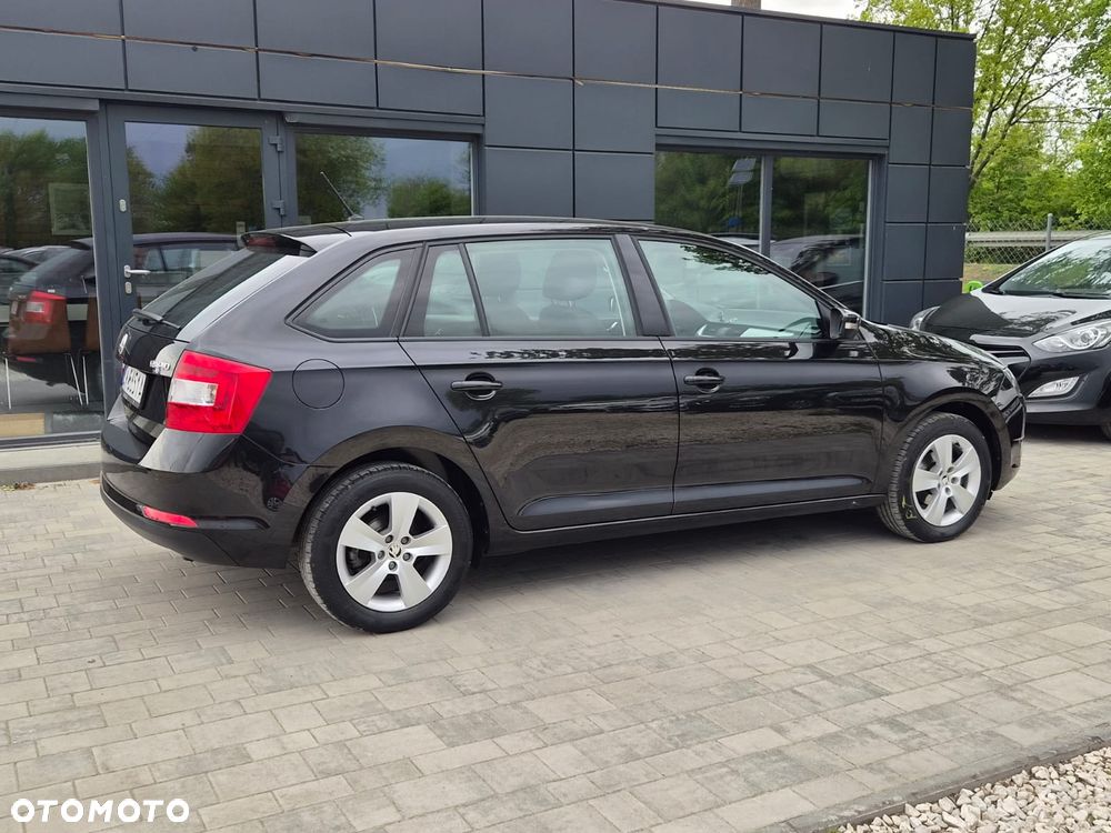 Skoda RAPID 1.2 TSI Active - 10