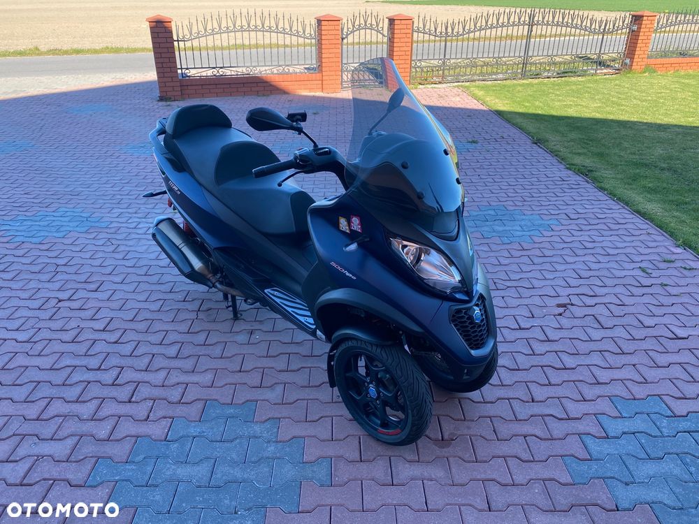 Piaggio MP-3 - 7