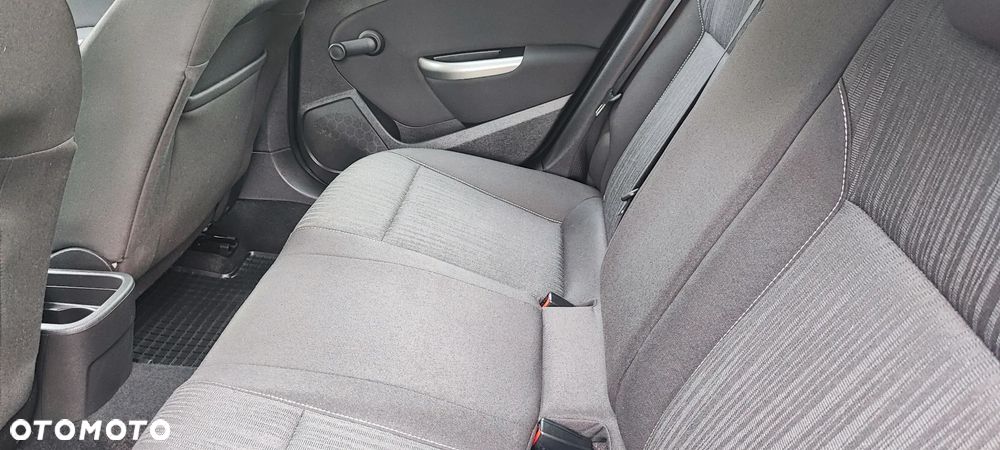 Opel Astra 1.4 Turbo Selection - 24