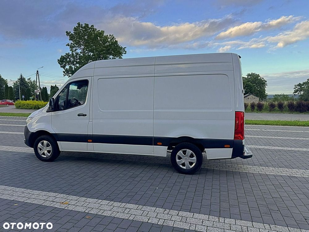 Mercedes-Benz Sprinter - 18
