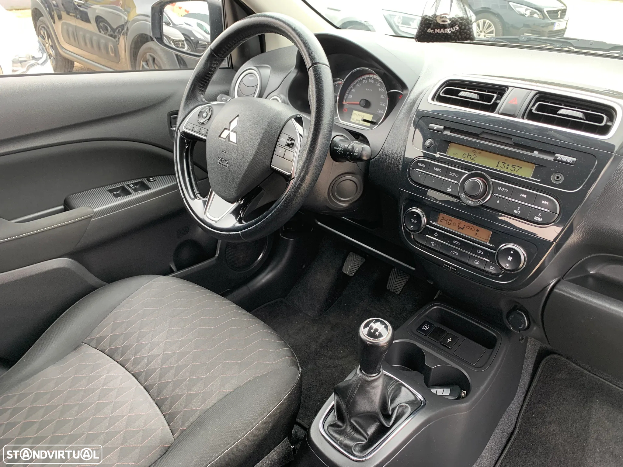 Mitsubishi Space Star 1.2 Intense Connect Edition - 2