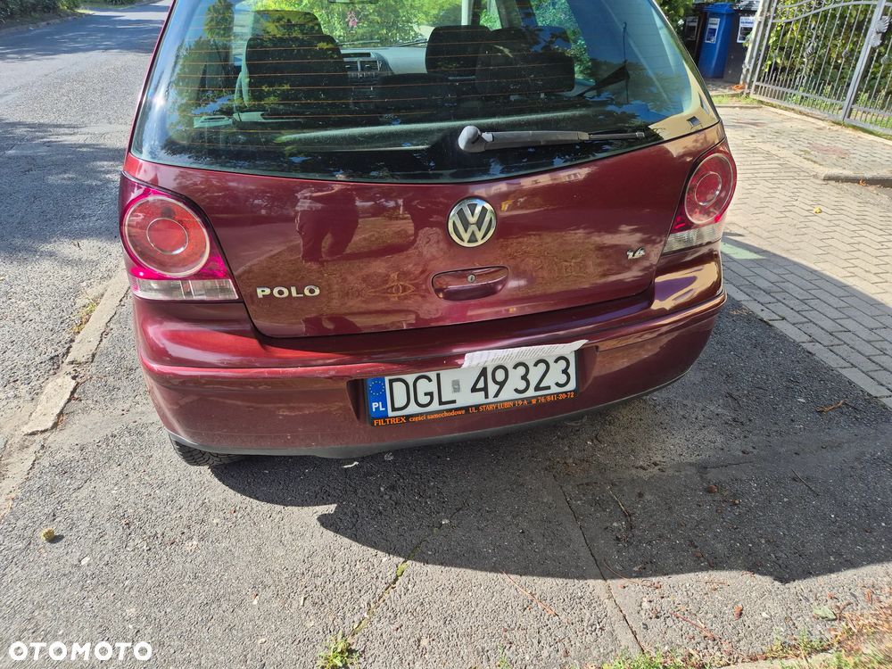 Volkswagen Polo 1.4 16V Comfortline - 2