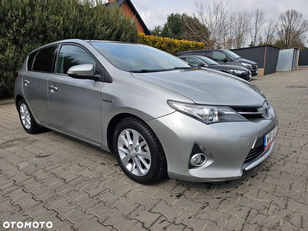 Toyota Auris 1.8 HSD Luna - 12