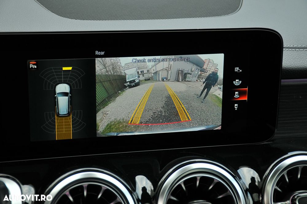 Mercedes-Benz GLB 220 d 4MATIC 8G-DCT AMG Line - 18