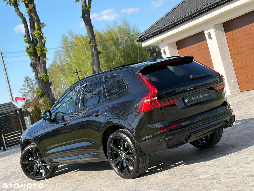 Volvo XC 60 B5 B AWD Plus Black Edition - 5