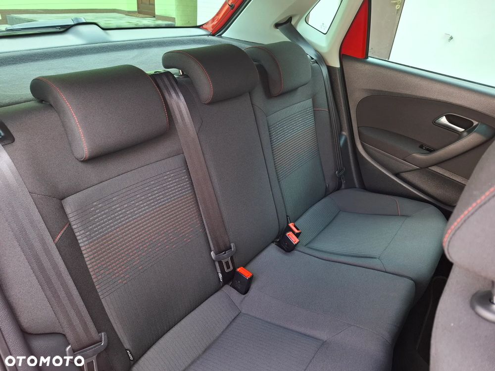 Volkswagen Polo - 15