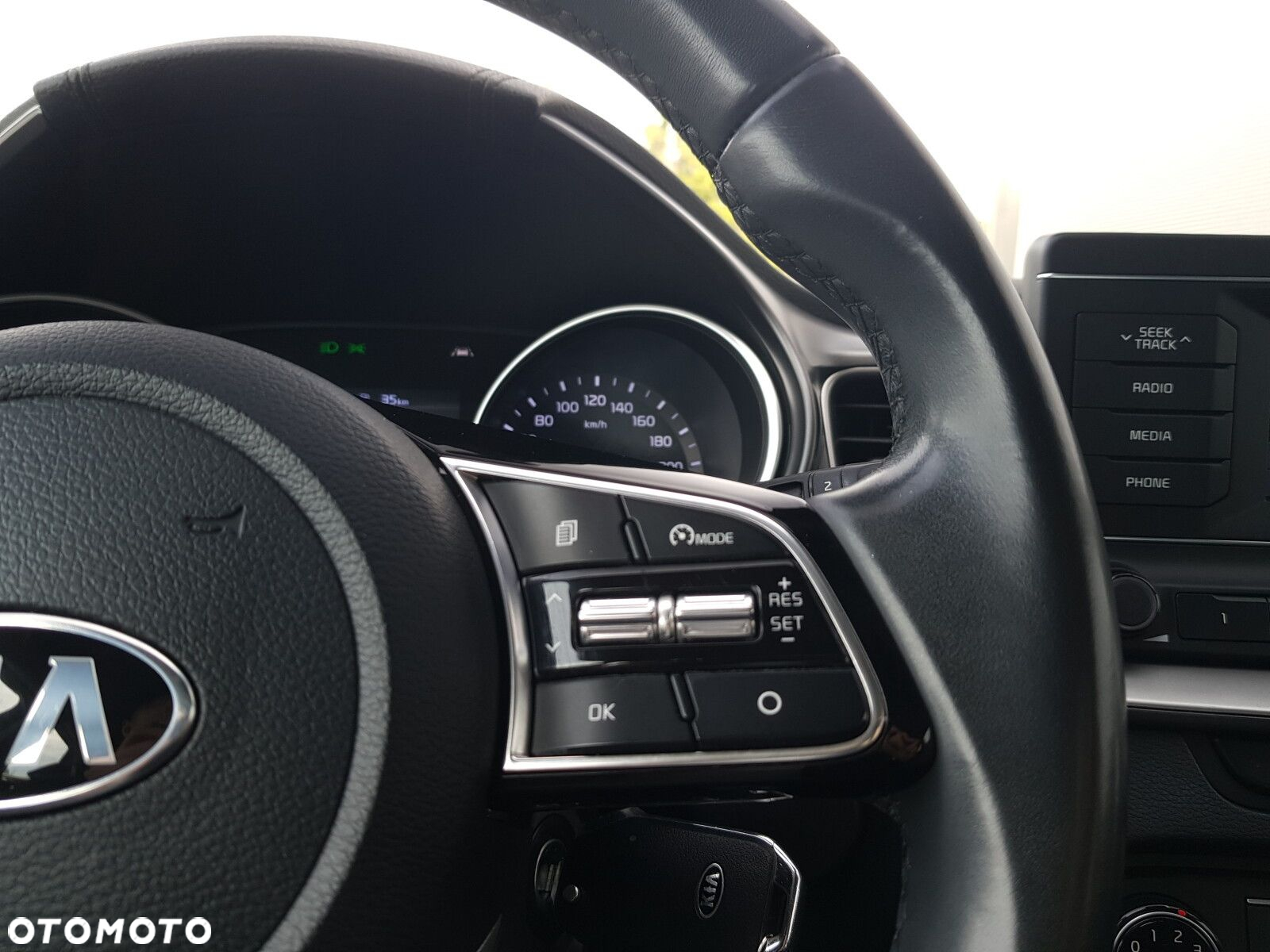 Kia Ceed 1.6 CRDi mHEV M - 23