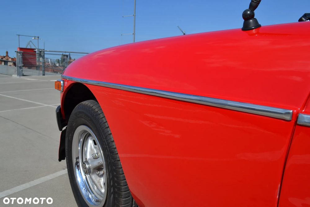 MG MGB - 28