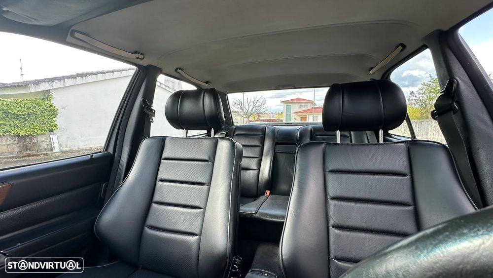 Mercedes-Benz 190 - 23