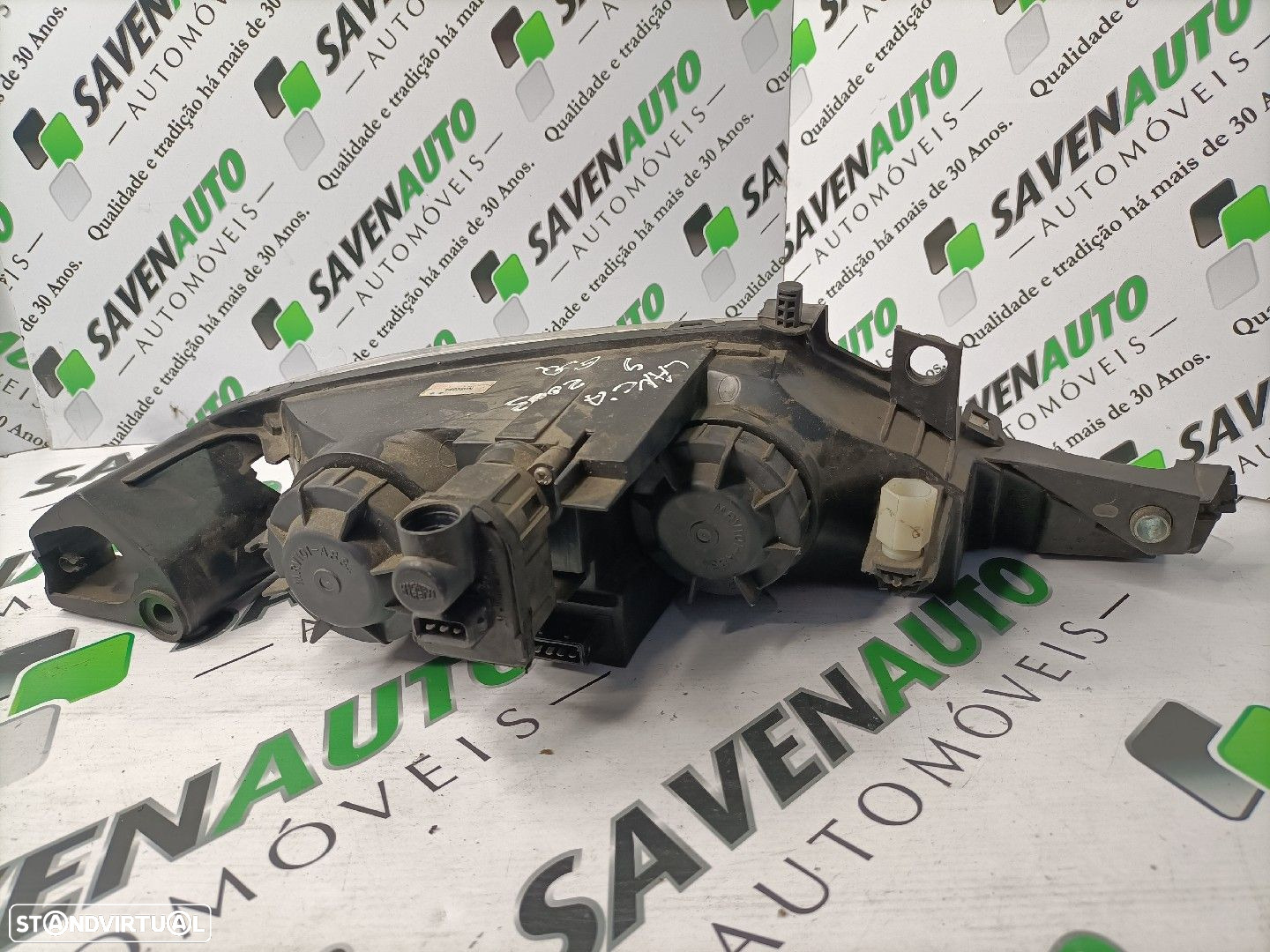 Farol Esq Lancia Y (840_) - 2