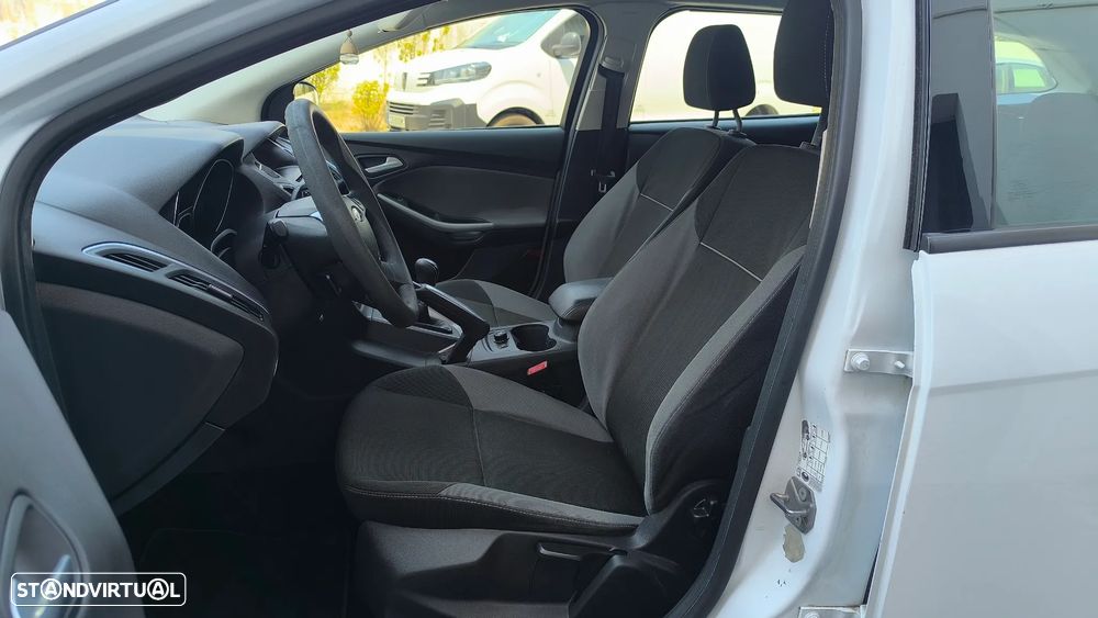 Ford Focus SW 1.6 TDCi DPF Trend - 32