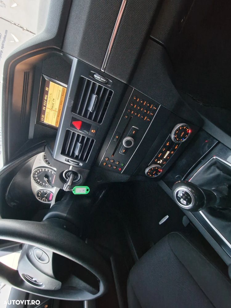 Mercedes-Benz GLK 200 CDI DPF BlueEFFICIENCY - 12