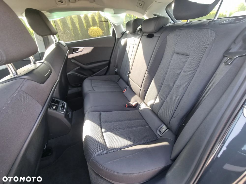 Audi A4 Avant 35 TDI S tronic - 10